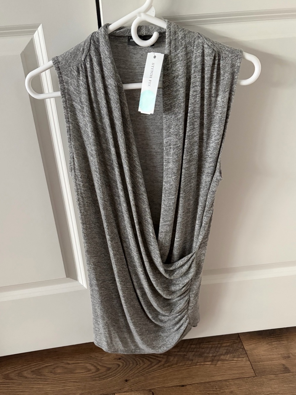 NWT MARKET & SPRUCE By STITCH FIX Benni Cross front Knit Top Grey Sz: M